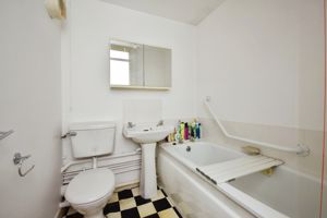 BATHROOM- click for photo gallery